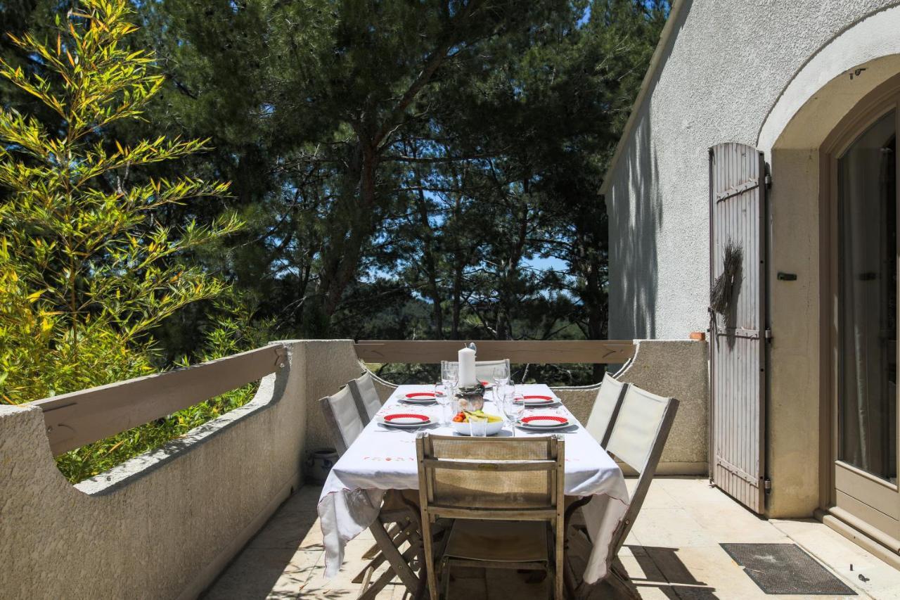 Le Mas des Roches à Velaux Exterior foto